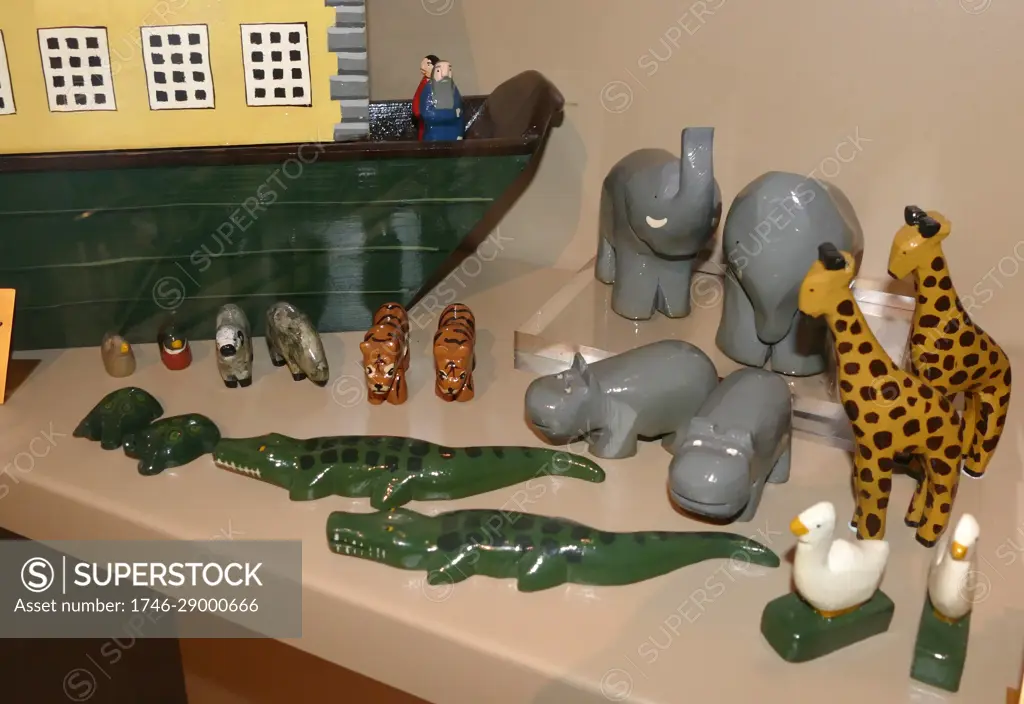 Noah's ark 2025 boat toy