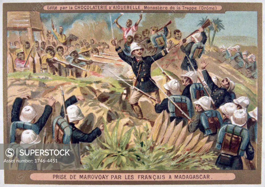 First Franco-Hova War 1883-1886: French troops attacking Marvoay.  War ended with the Treaty of Tamatave, January 1886.  France Colonisation Battle Solar Topee Malagassy Madagascar Chromolithograph Trade Card