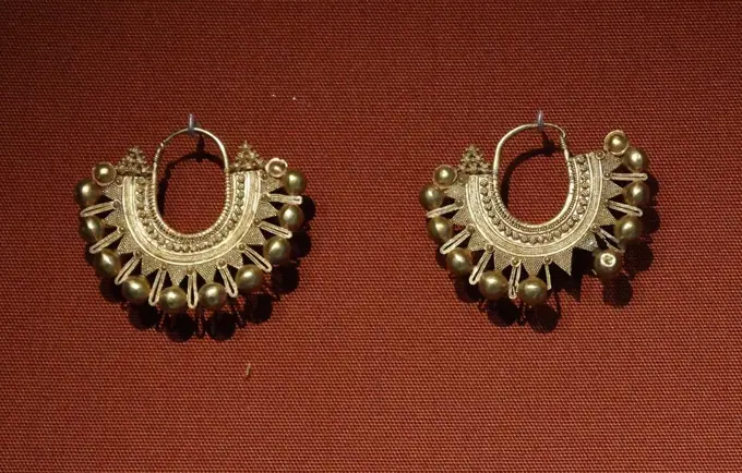 Gold open-work jewellery Late Roman to Early Byzantine 4th Century AD, Turkish provinces of Roman Empire