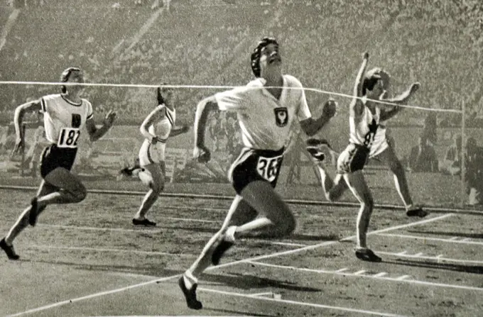 Photograph of the Ladies 100 meter race at the 1932 Olympic games. Stanislawa Walasiewicz (1911-1980) took home gold for Poland. It was learnt that Walasiewicz had a Y chromosome and was intersex