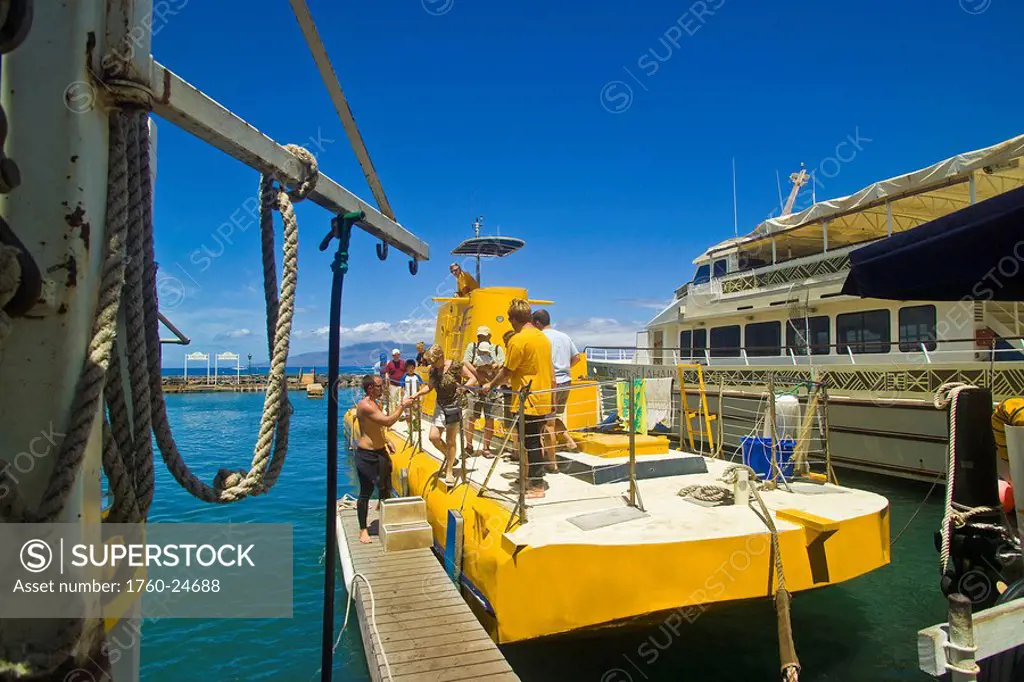 Hawaii, Maui, Lahaina Harbor, yellow submarine.