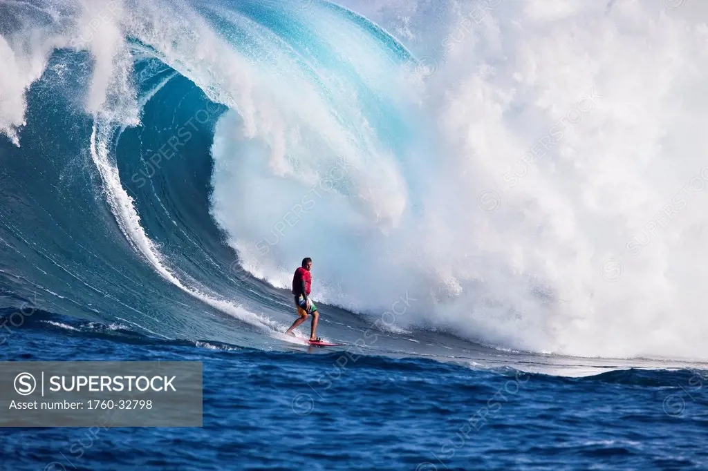 Hawaii, Maui, Peahi Or Jaws, Surfer On A Huge Wave.