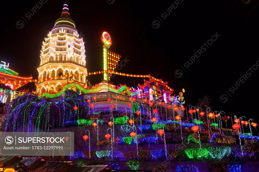 The fantastic lighting of Kek Lok Si Temple; Penang, Malaysia