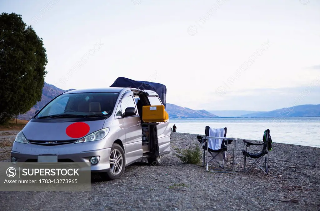 Kidds Bush campsite at Lake Hawea; Hunter Valley, Otago, New Zealand