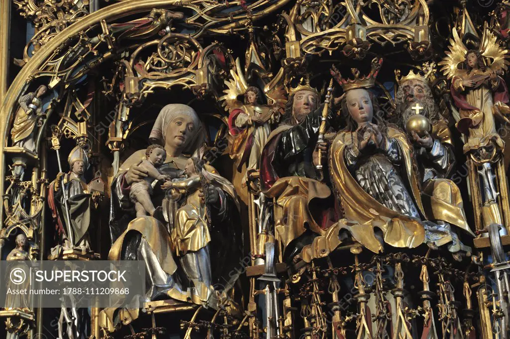 Saint Anne and the Virgin Mary, detail of the middle panel of the Schnatterpeck Altar, 1503-1511, by Hans Schnatterpeck (active 1478-1540), carved wood and gold, Parish Church of Santa Maria Assunta, Lana, Trentino-Alto Adige, Italy, 16th century.