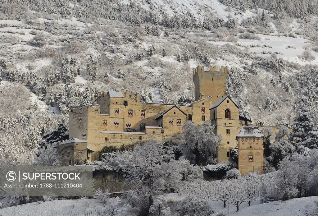 Coira Castle or Churburg Castle, snowy landscape, Sluderns, Vinschgau Valley, Trentino-Alto Adige, Italy, 13th-16th century.