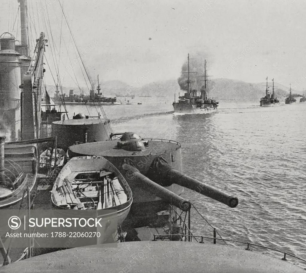 The cannons of the Voltaire battleship, in the background the ships, Massena, Condorcet, Diderot, Danton and Mirabeau, French naval demonstration, September 4, 1911, Toulon, France, photo from L'Illustration, No 3576, September 9, 1911.