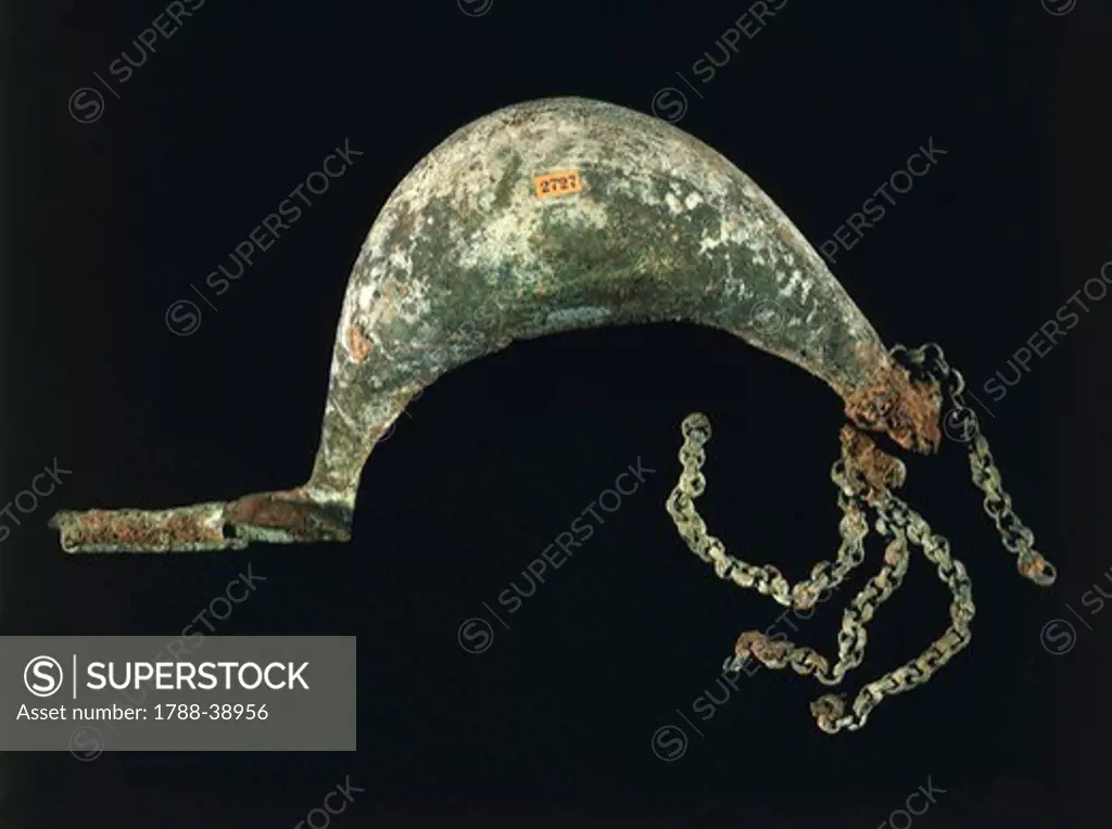 Prehistory, Italy, Bronze Age. Fibula in the shape of a boat. From Marche Region.