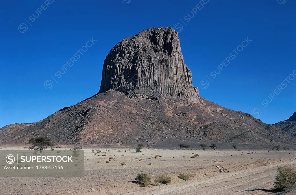 Monte Iharen, Hoggar Mountains (Ahaggar), Sahara Desert, Algeria.