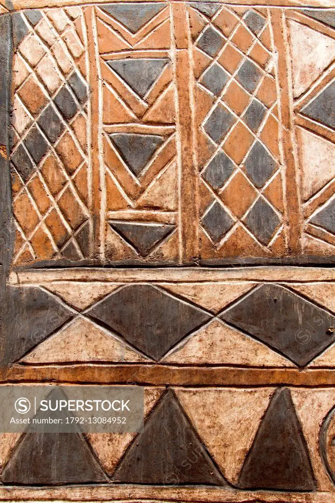 Burkina faso, Kassena area, Tiebele village, Royal Palace of Gourounsi-Kassena ethnic group listed as World Heritage by UNESCO, detail wall decoration