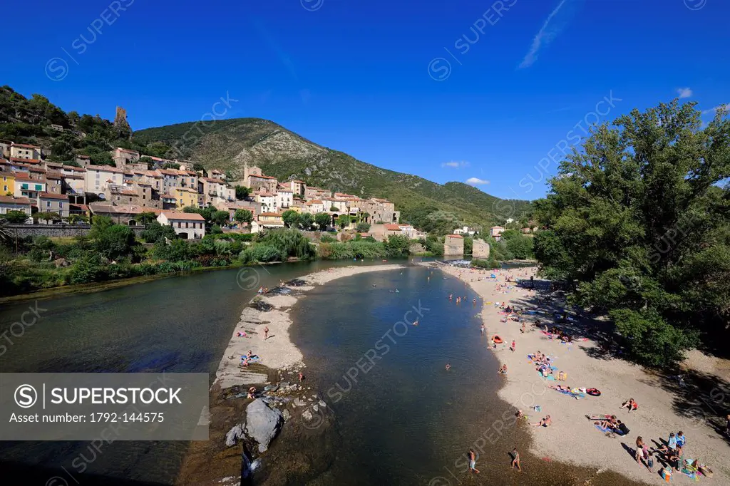 France, Herault, Orb Valley, Roquebrun, beach on the Orb River
