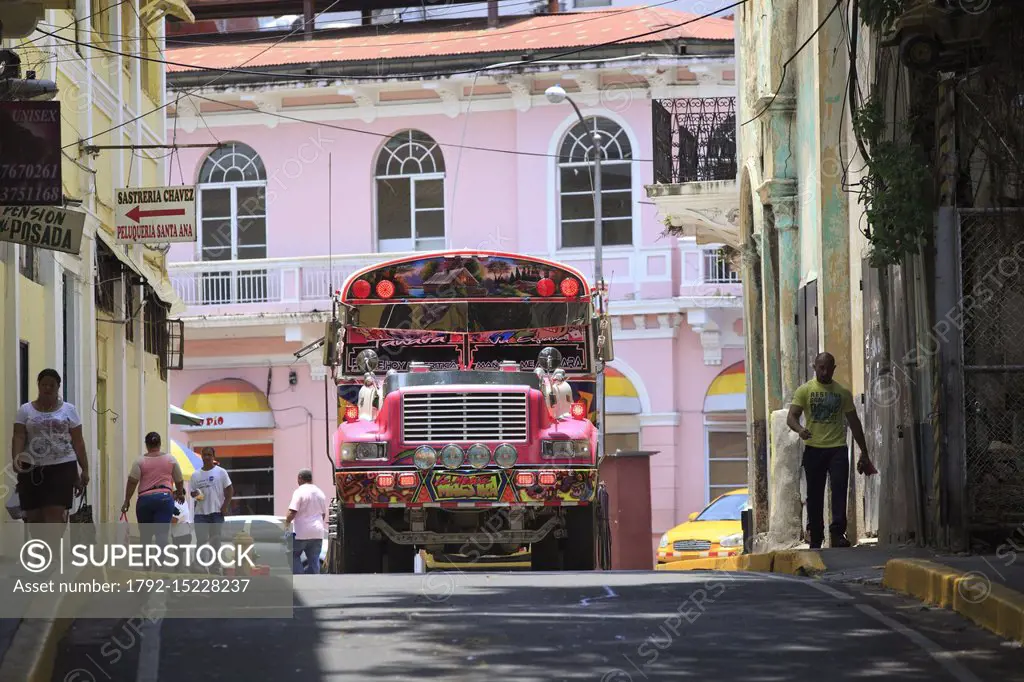 Panama, Panama City, Santa Ana district, El Diablo Rojo