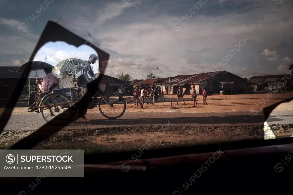 Myanmar, Rakhine State, Sittwe, That Kal Pyin village, Maw Tinyar camp, the camp is one of over 38 Rohingya camps on the perimeter of Sittwe on the we...