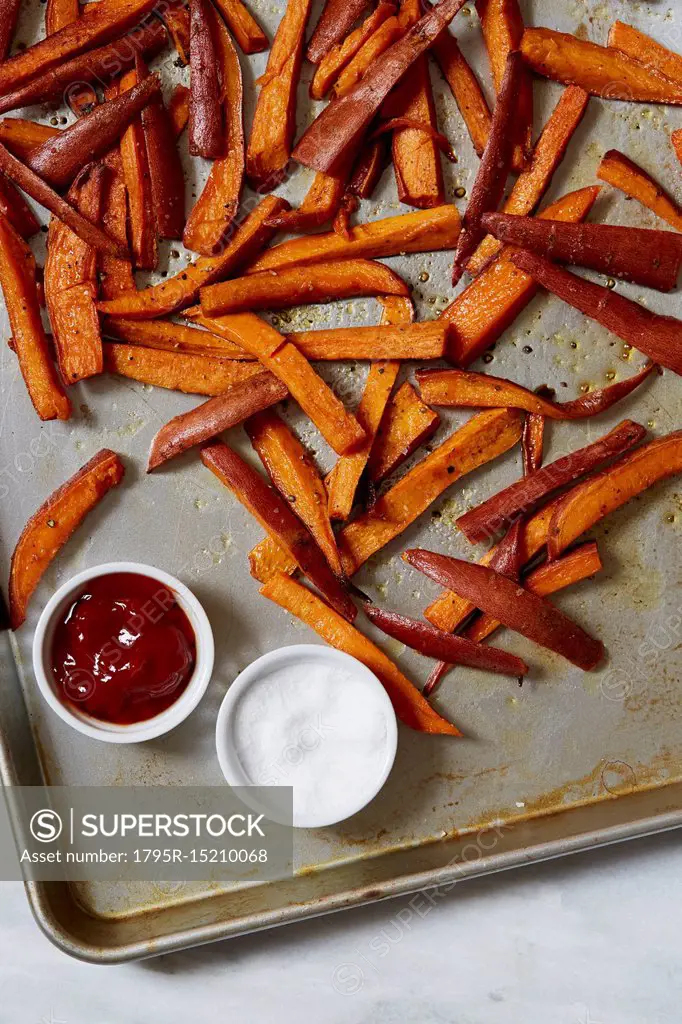 Sweet potato fries with sauces