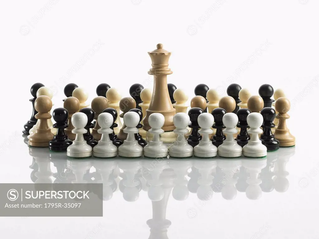 Queen with mixed teams of pawns