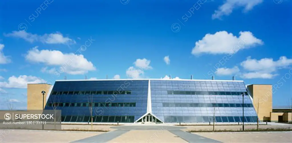 The solar office the solar office doxford international business park sunderland. Studio e architects. APRIL1998. Overall exterior.., the Solar Office, Doxford International Business Park, Sunderland, Tyne and Wear, United Kingdom, Studio E Architects