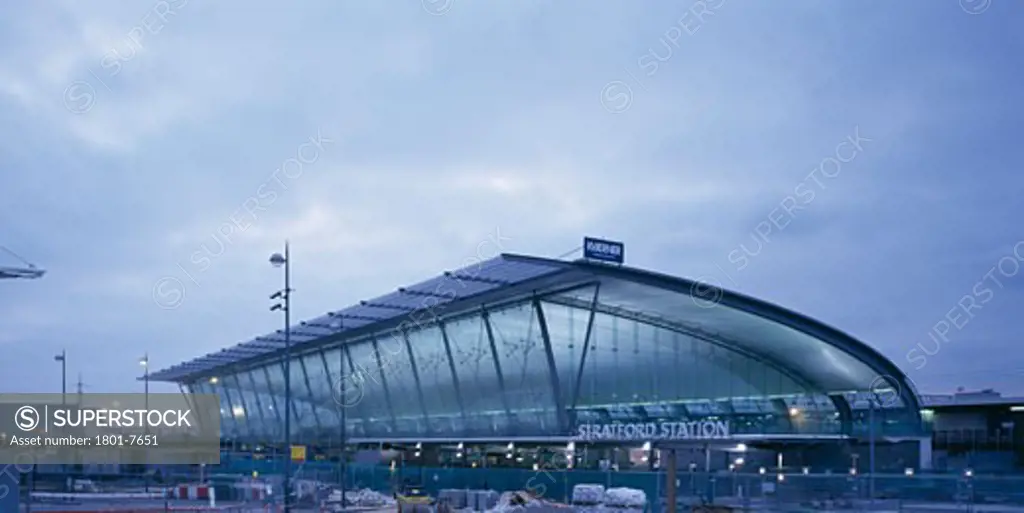 STRATFORD UNDERGROUND STATION - JUBILEE LINE, LONDON, E15 STRATFORD, UNITED KINGDOM, DUSK OBLIQUE GENERAL VIEW (SLIGHTLY LIGHTER THAN NO7), CHRIS WILKINSON ARCHITECTS