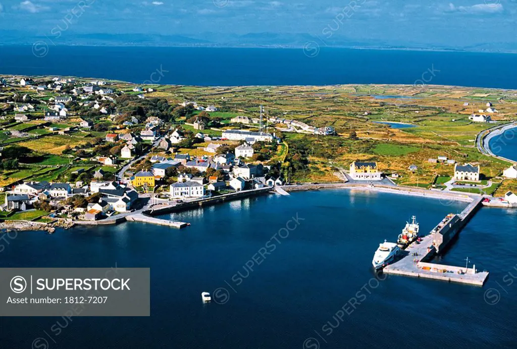 Kilronan, Inishmore, Aran Islands, Co Galway, Ireland, Aerial view of a town