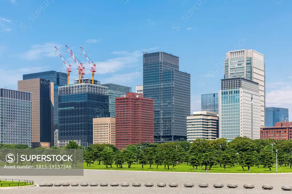 Japan, Kanto Region, Tokyo, Skyline of Chiyoda City in summer