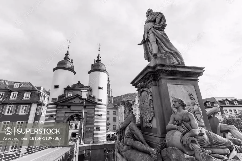 Germany, Baden-Wuerttemberg, Heidelberg, Bridge Gate, Old Bridge, Karl-Theodor-Bruecke with statue of Elector Charles Theodore