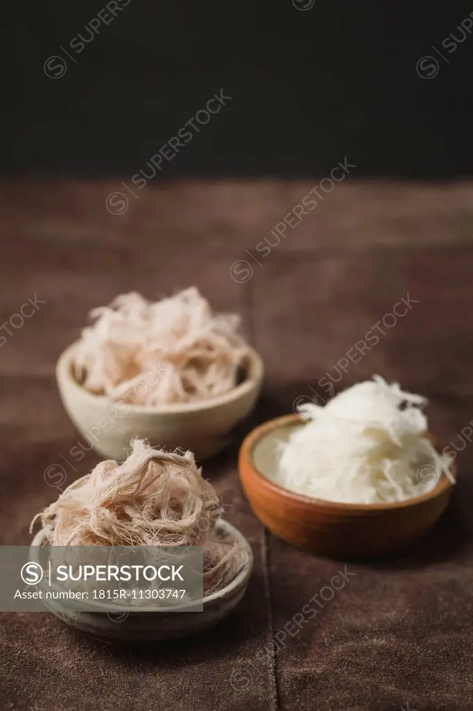 Bowls with Turkish fairy floss Pashmak