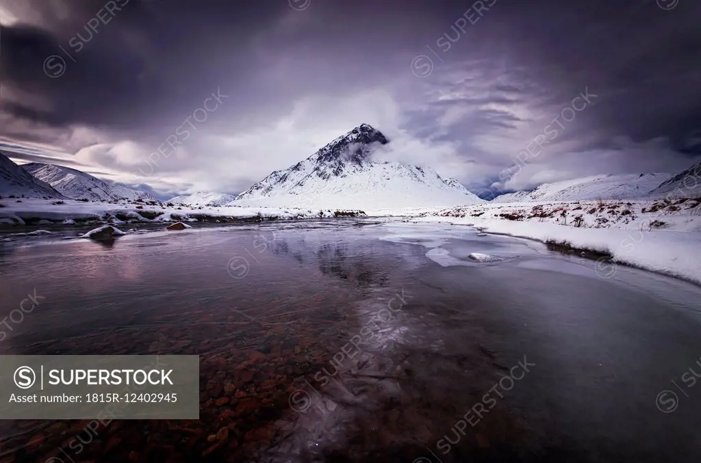 Great Britain, Scotland, Highland, Buachaille Etive Mor, dramatic sky