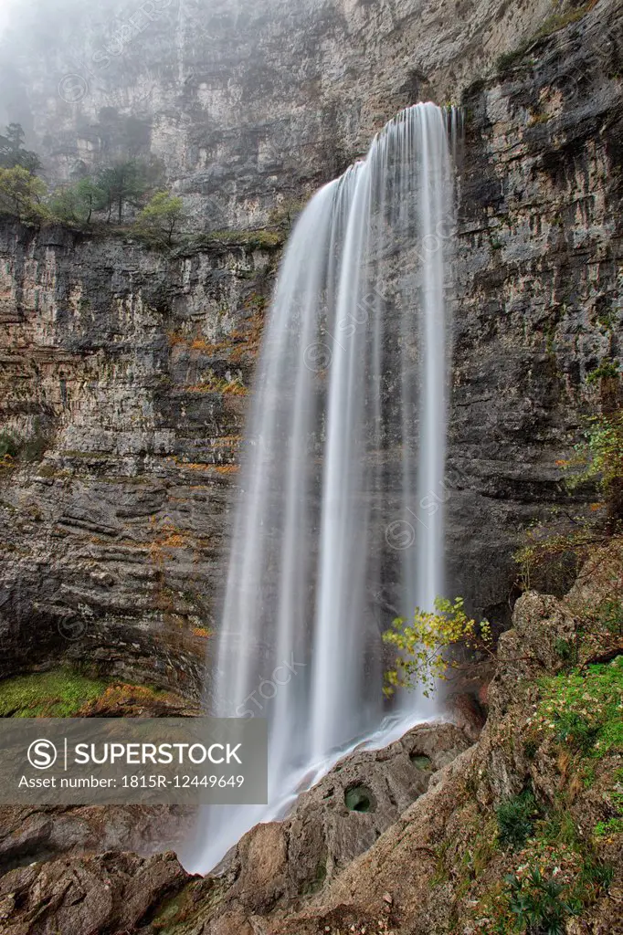 Spain, Albacete, Sierra de Riopar, Waterfalls at the source of Mundo river