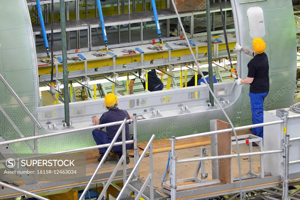 Airplane construction in a hangar