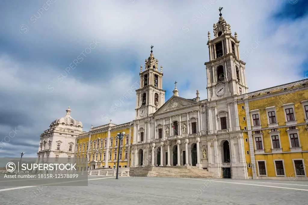 Portugal, Mafra, Palacio Nacional de Mafra