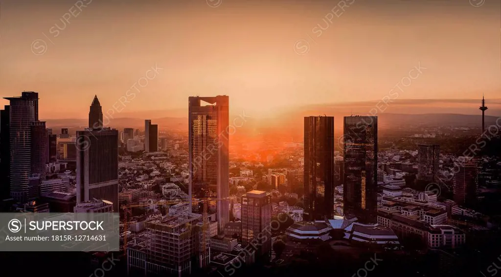 Germany, Hesse, Frankfurt, Cityview at sunset