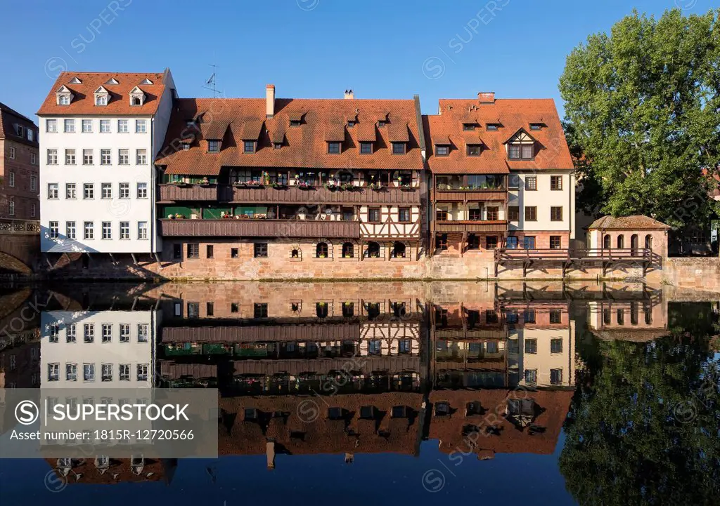 Germany, Nuremberg, row of houses at Pegnitz River near Max Bridge