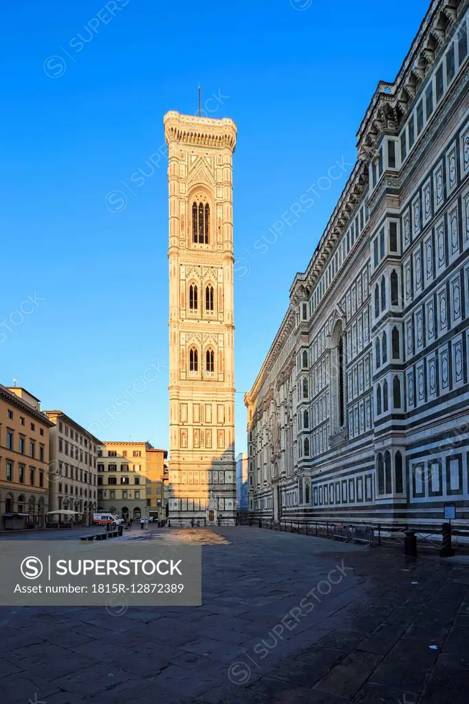 Italy, Florence, view to Basilica di Santa Maria del Fiore and Campanile di Giotto