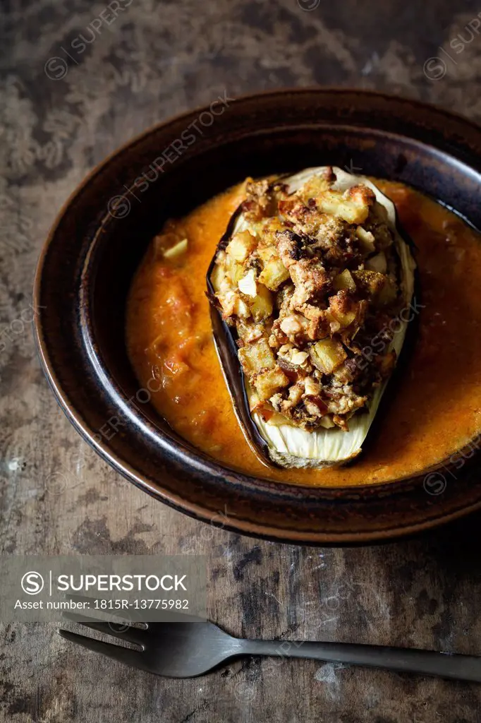 Vegan stiffed aubergine