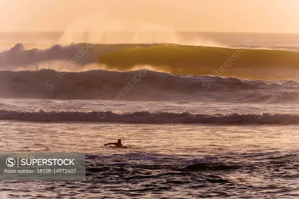 Indonesia, Bali, Indian Ocean, surfer