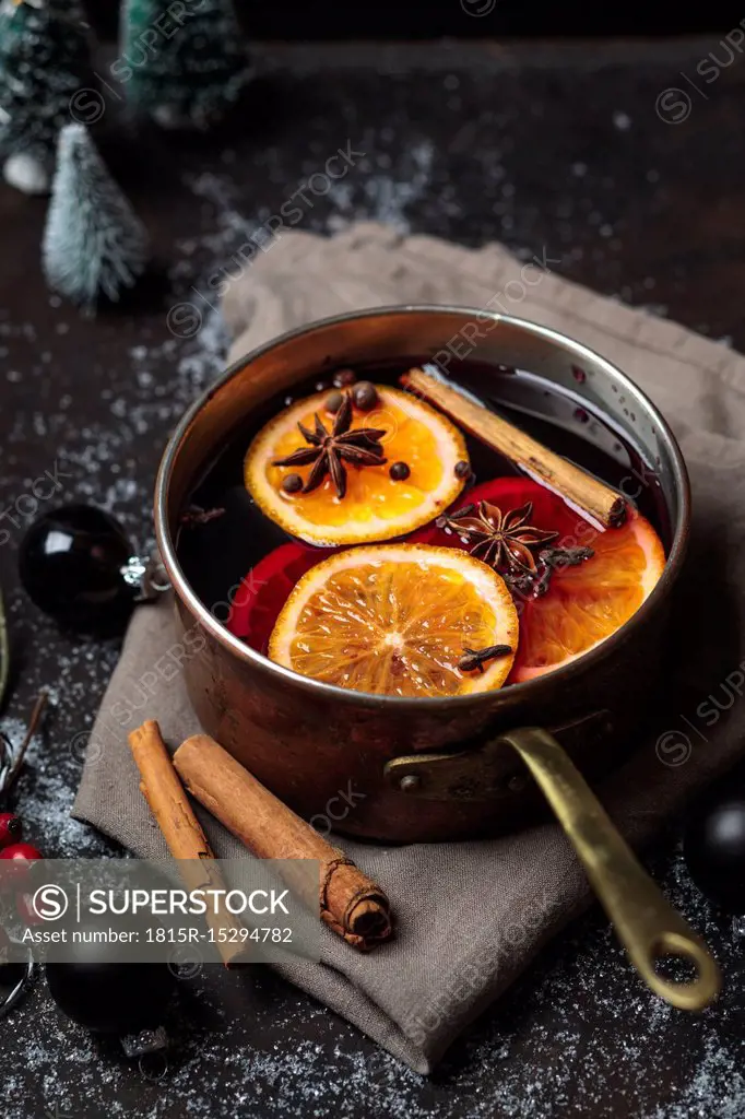 Pot of mulled wine
