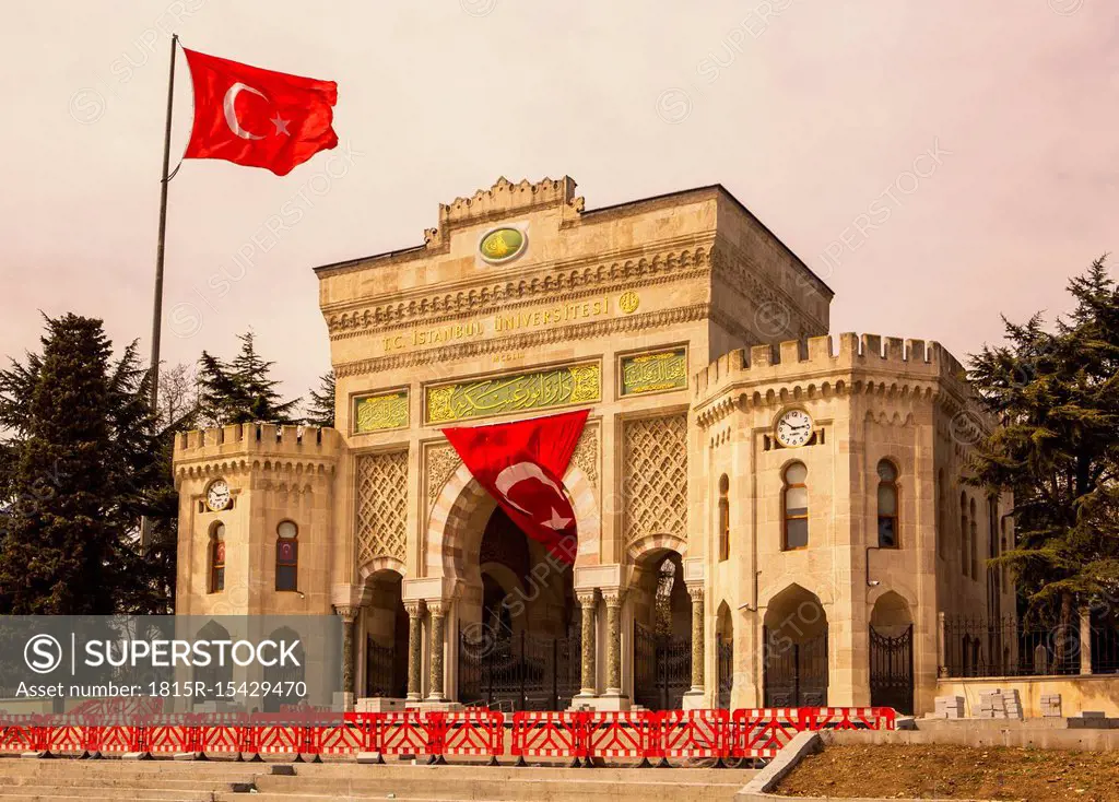 Turkey, Istanbul, Gate of the university at Beyazit Square