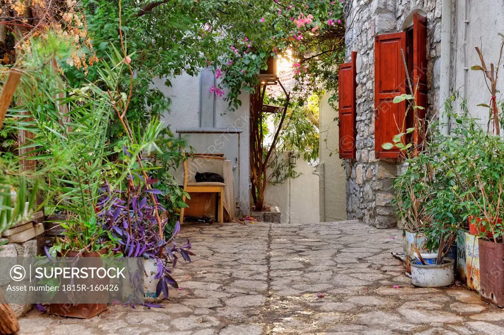 Turkey, Mugla Province, Marmaris, Picturesque alley in the old town