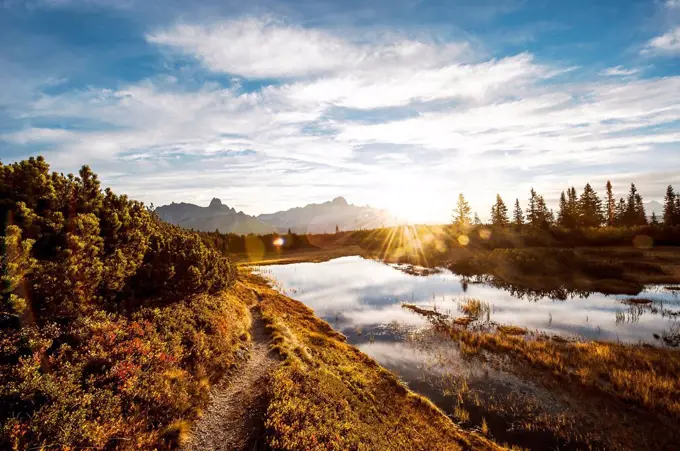 Schwarze Lacke lake at autumn sunrise