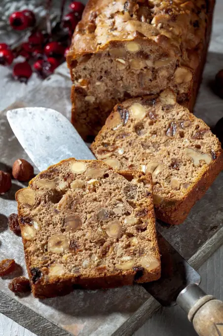 Christmas pastry, Fruit cake with nuts