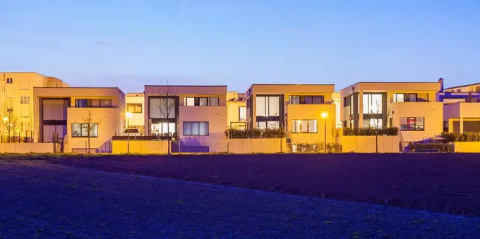 Germany, Ludwigsburg, development area, one-family houses at dusk