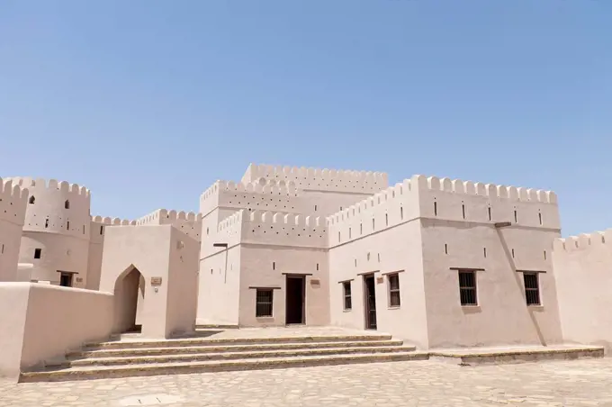 Arabia, Oman, buildings of Jalan Bani Bu Hassan Castle