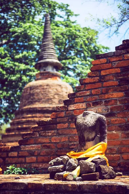 Thailand, Ayutthaya, old buddha statue in buddha temple