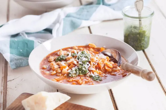 Zuppa di Ceci, Italian chickpeas soup in bowl