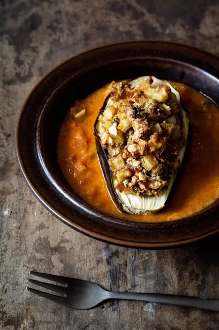 Vegan stiffed aubergine