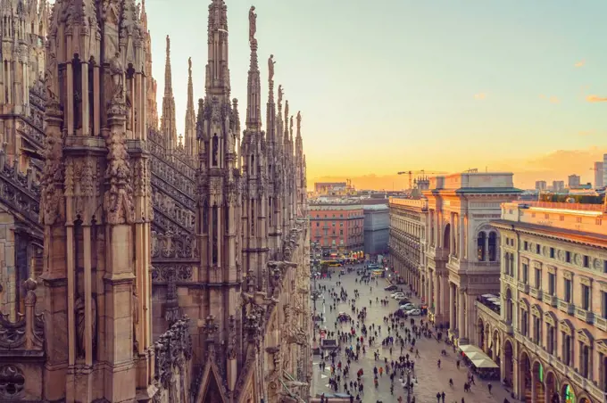 Italy, Lombardy, Milan, Milan Cathedral at sunset