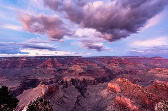 USA, Arizona, Grand Canyon National Park, Grand Canyon in the evening