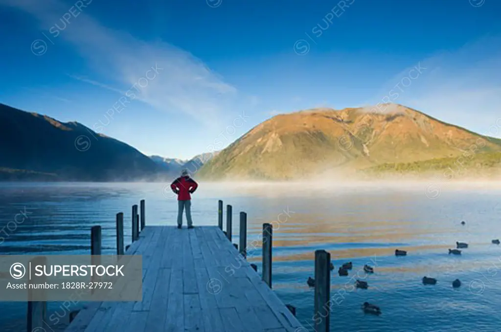 Lake Rotoiti, Nelson Lakes National Park, South Island, New Zealand   