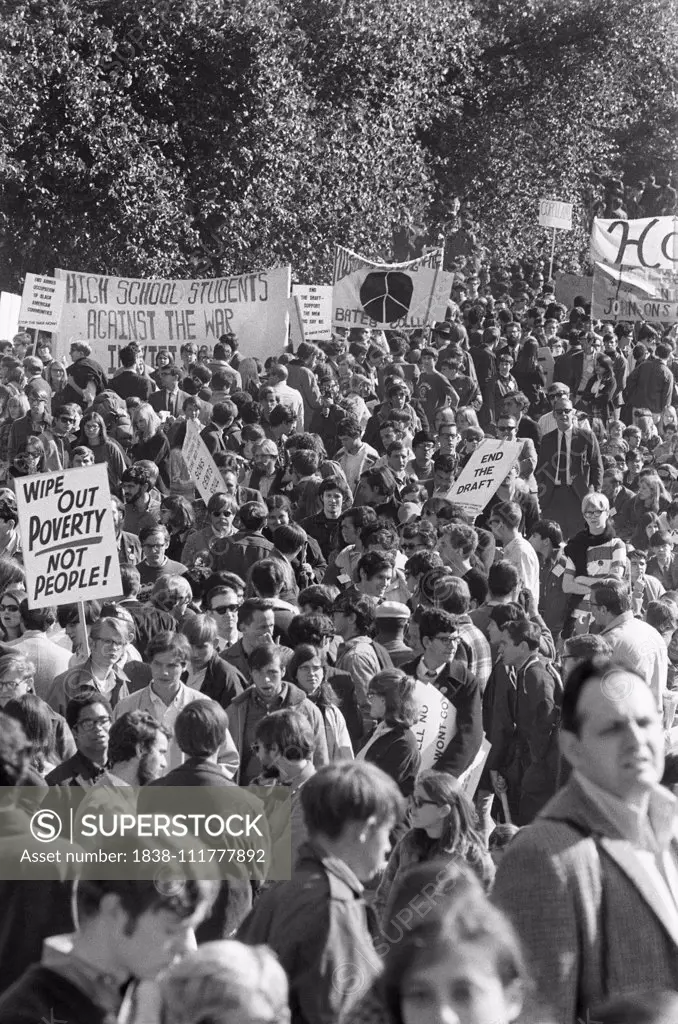 Large crowd at a National Mobilization to End the War in Vietnam direct action demonstration, Washington, D.C., USA, photograph by Warren K. Leffler, October 21, 1967