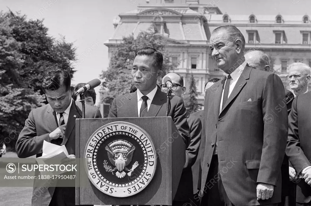 U.S. President Lyndon Johnson with South Korean President Park Chung-hee, Washington, D.C., USA, Thomas J. O'Halloran, May 17, 1965