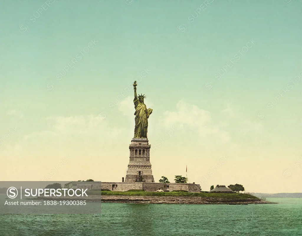 Statue of Liberty, New York Harbor, New York City, New York, USA, Detroit Publishing Company, 1905